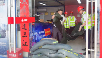 【安全生產(chǎn)月】玉柴物流集團(tuán)積極開(kāi)展安全演練,筑牢安全生產(chǎn)防線